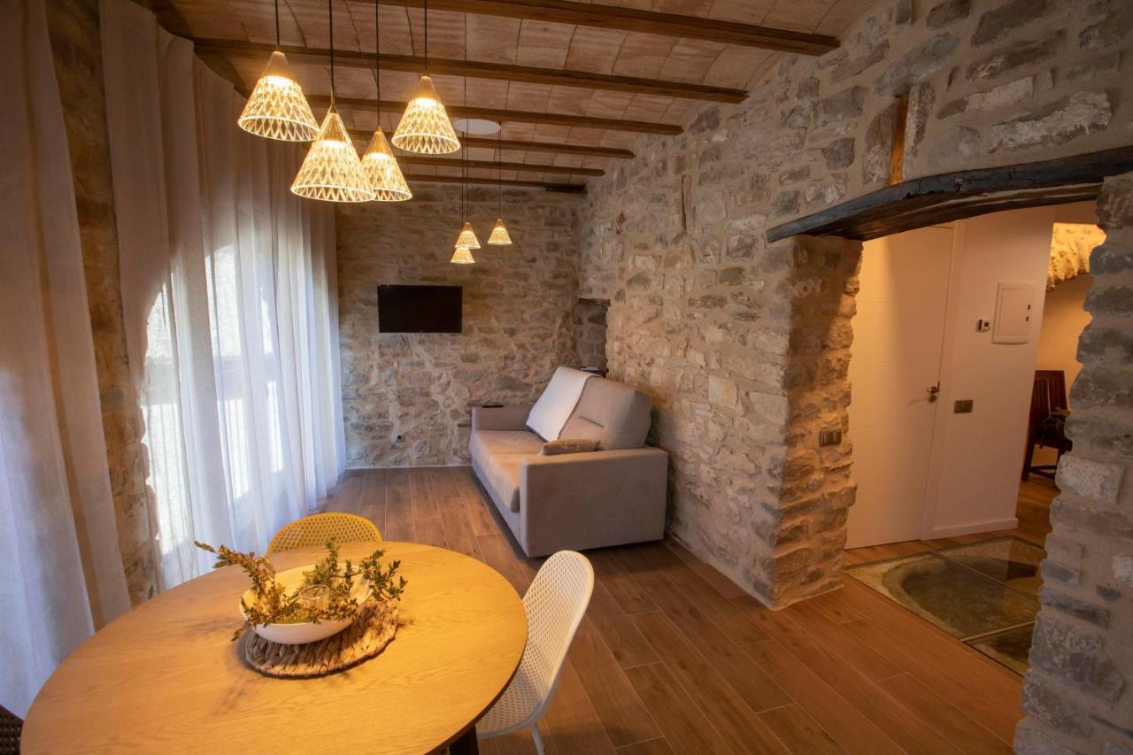 Casa Sanui. Apartaments Turistics Rurals Estorm エクステリア 写真